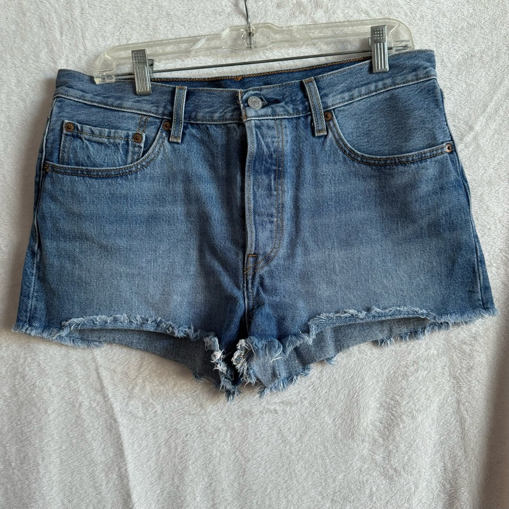 LEVI’S Button-up Denim Shorts